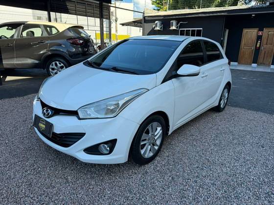 HYUNDAI HB20 1.6 PREMIUM 16V FLEX 4P AUTOMÁTICO